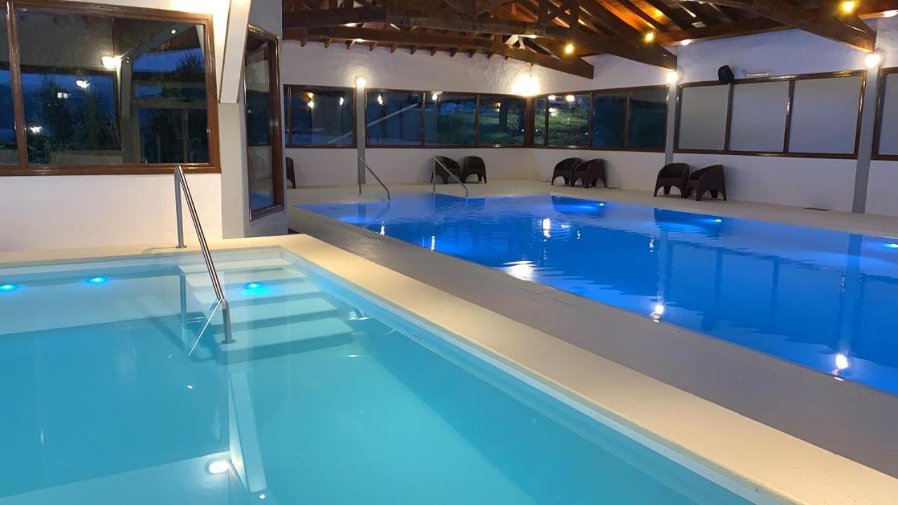 سان كارلوس دي باريلوتشي Costa Brava Apart Hotel & Suites المظهر الخارجي الصورة