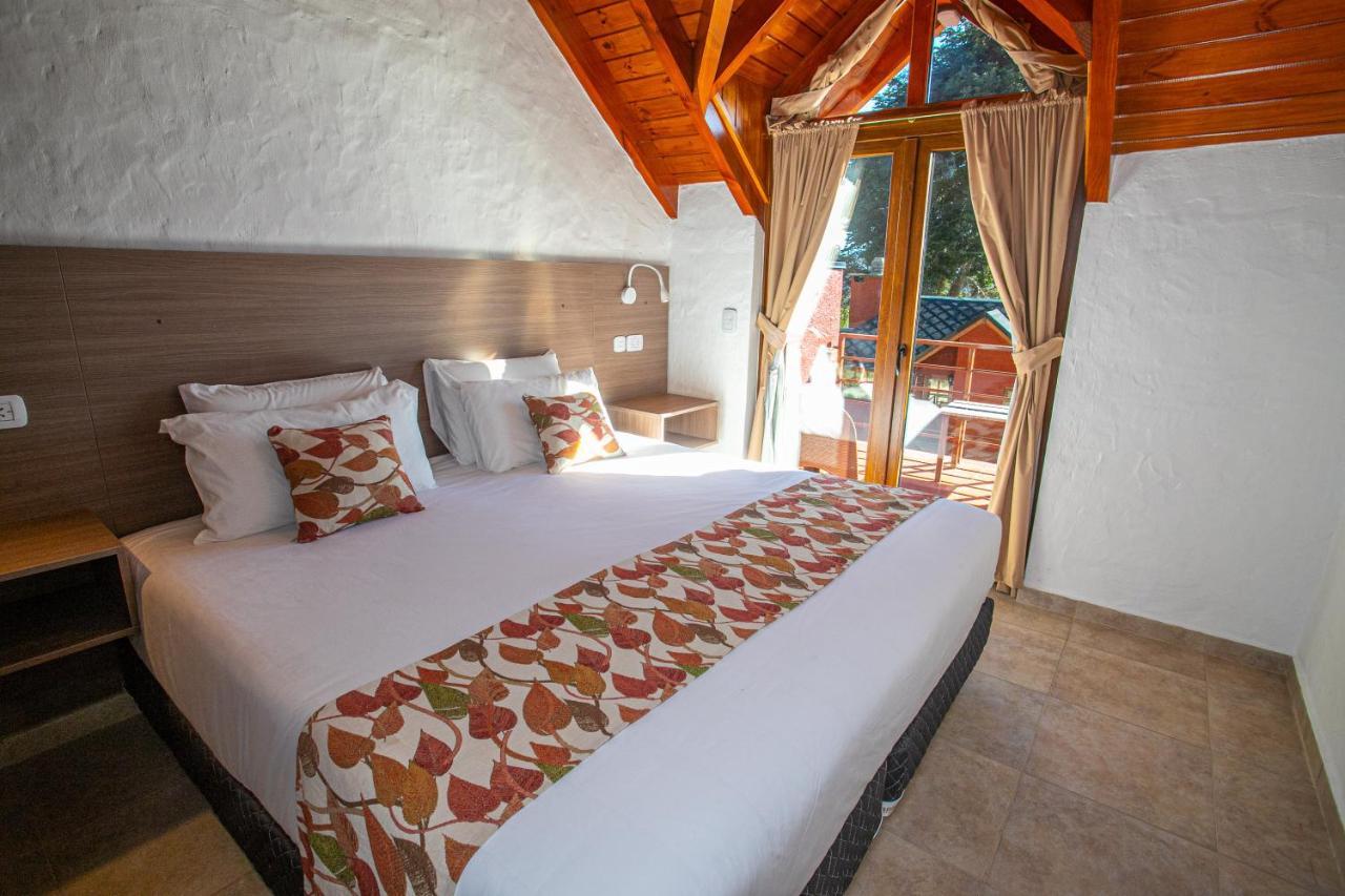 سان كارلوس دي باريلوتشي Costa Brava Apart Hotel & Suites المظهر الخارجي الصورة