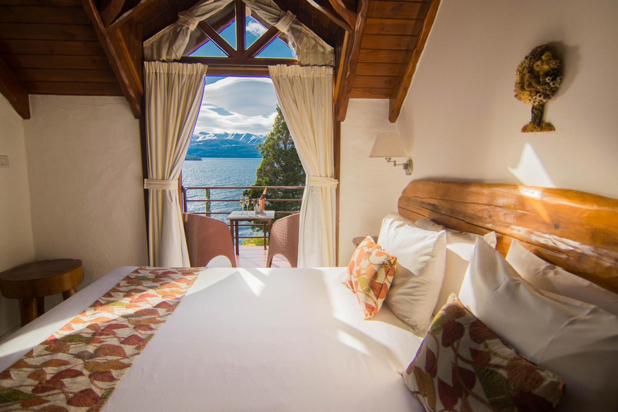 سان كارلوس دي باريلوتشي Costa Brava Apart Hotel & Suites المظهر الخارجي الصورة