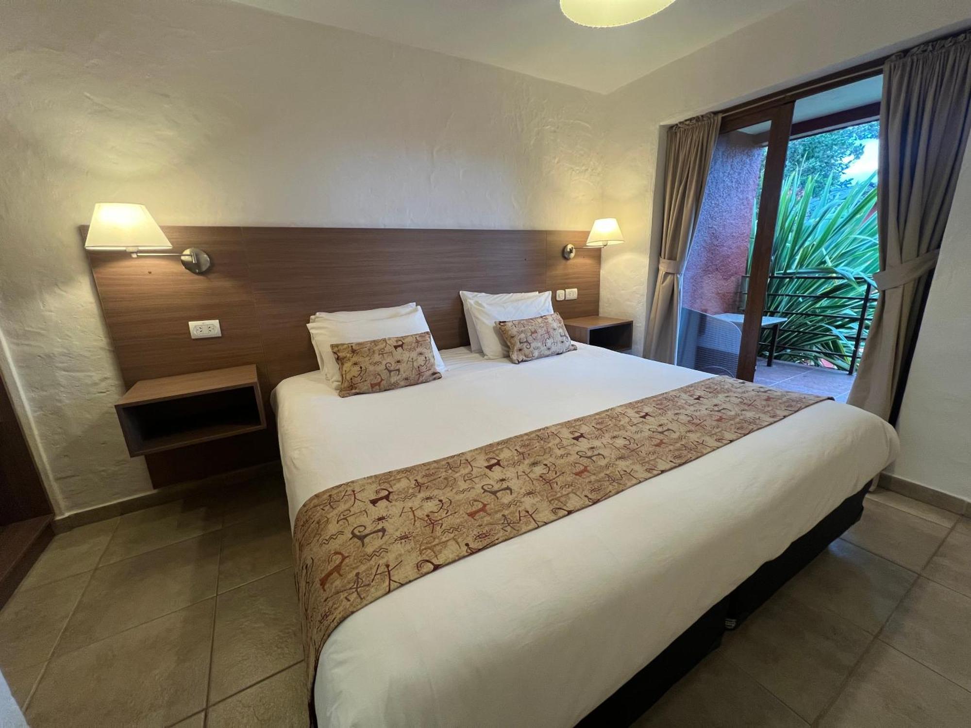 سان كارلوس دي باريلوتشي Costa Brava Apart Hotel & Suites المظهر الخارجي الصورة