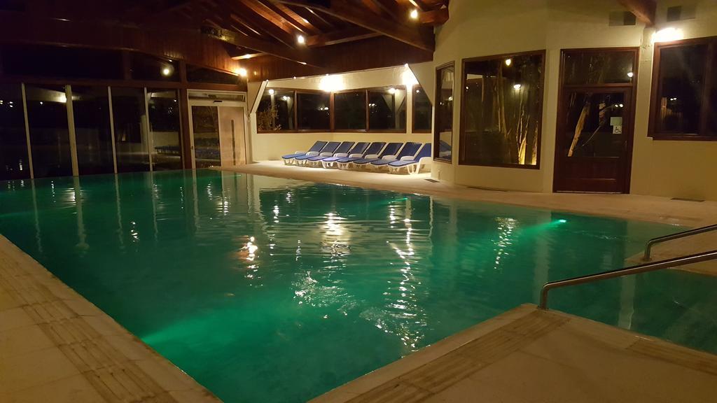 سان كارلوس دي باريلوتشي Costa Brava Apart Hotel & Suites المظهر الخارجي الصورة